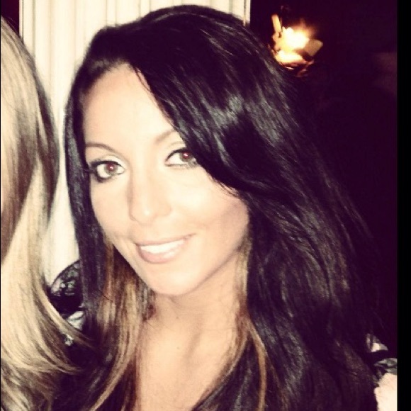 Meet your Posher, Felicia - Picture 1 of 1